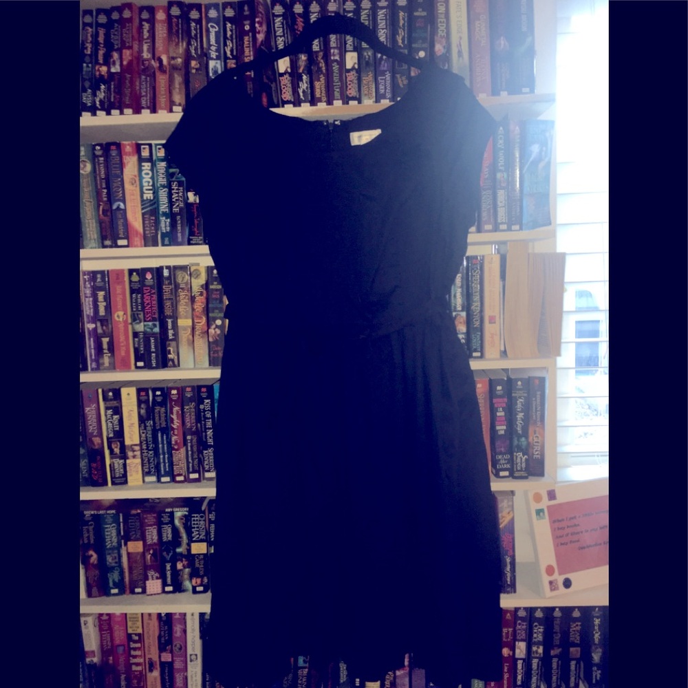 Izaac Mizrahi for Target black dress with pockets